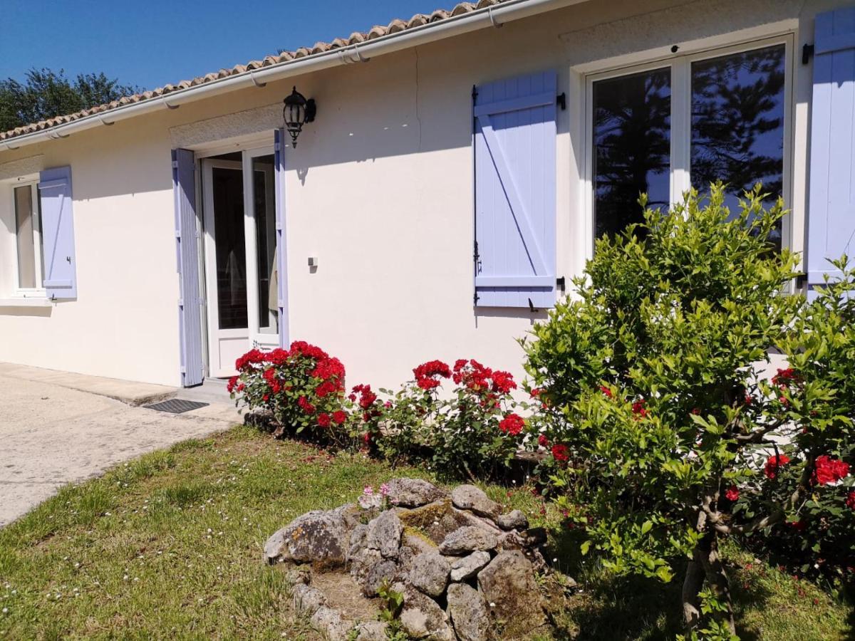 Gites Chez Belliveau Meursac Kültér fotó
