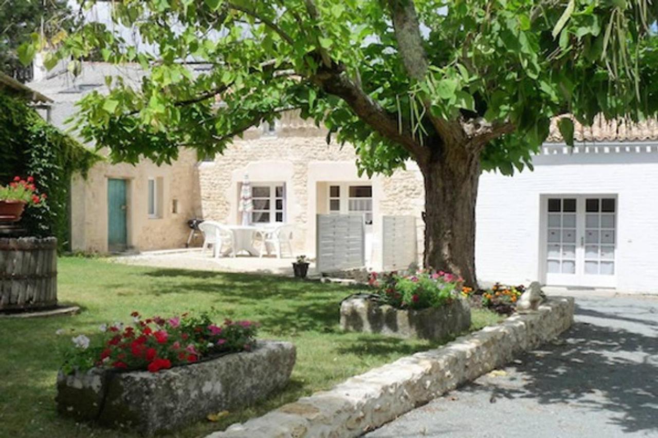 Gites Chez Belliveau Meursac Kültér fotó