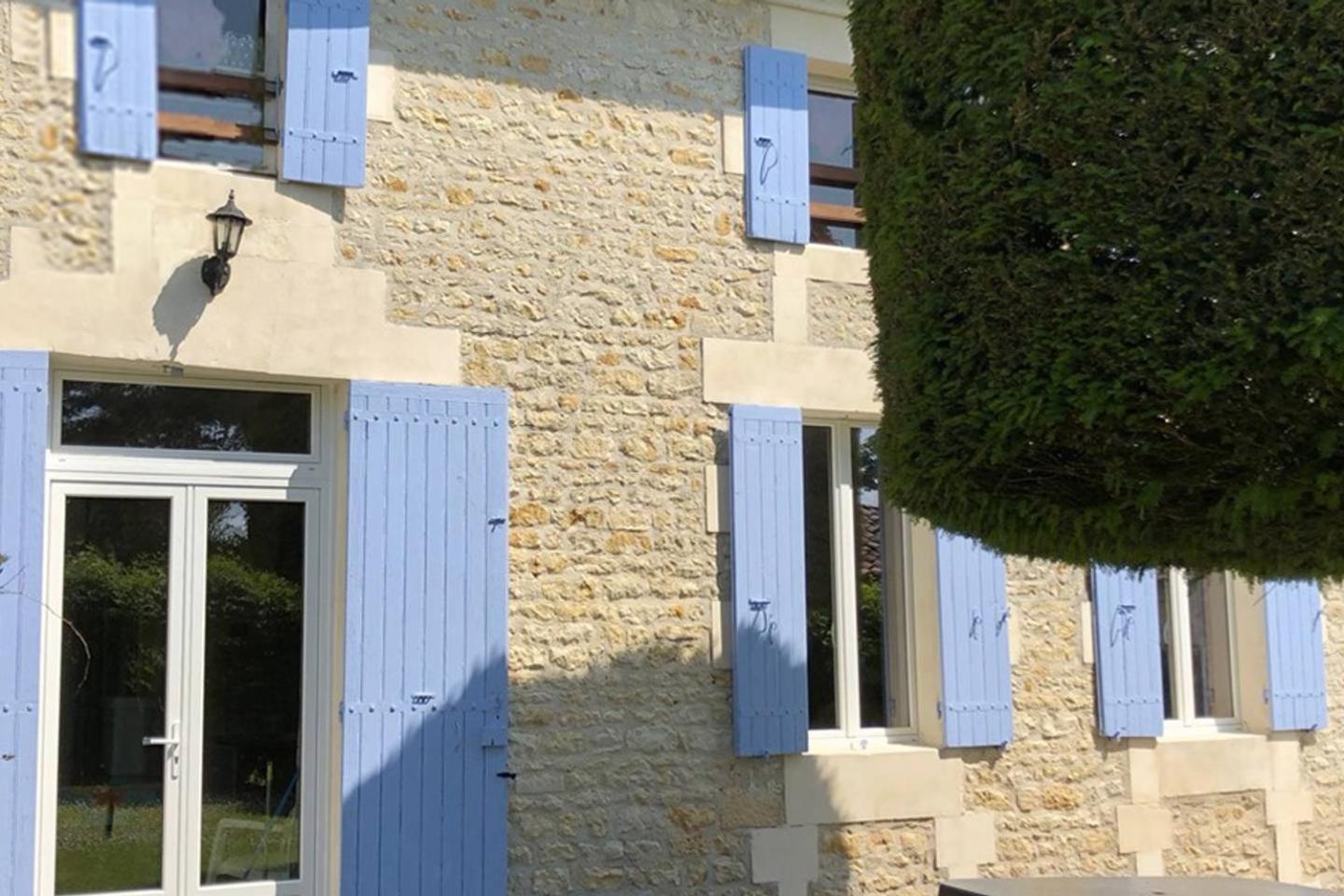 Gites Chez Belliveau Meursac Szoba fotó